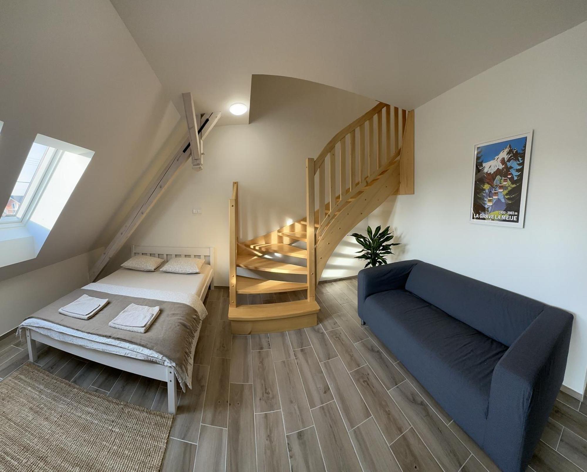 Apartmany Monastery Suites Zirec Двур-Кралове-над-Лабем Екстер'єр фото